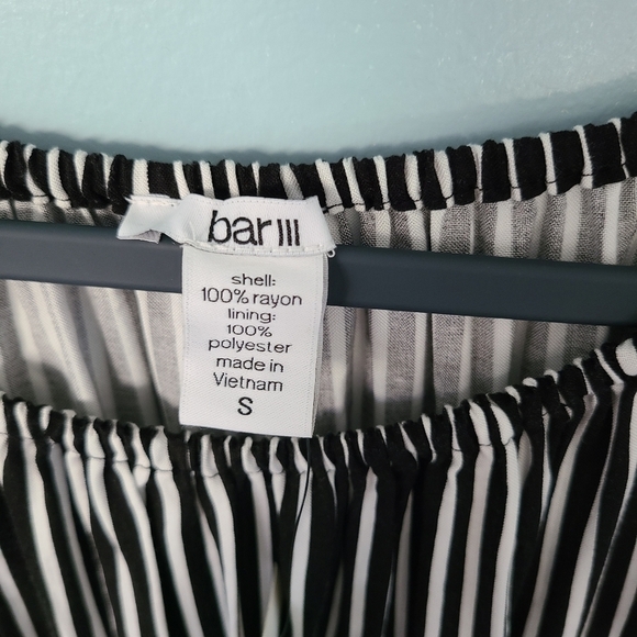 NWT Bar III Romper Womens Small Black White Mini Thin Striped Off Shoulder - Picture 6 of 7